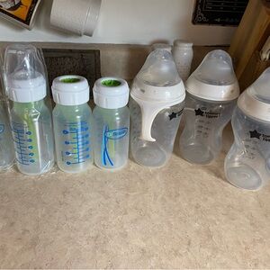 New Baby Bottles Bundle Dr.Browns 4oz & Tommy Tippie Wide Latch 12 oz Sippy cup